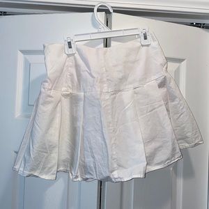 Brand - Lelis Collection. Size - L. Color - white